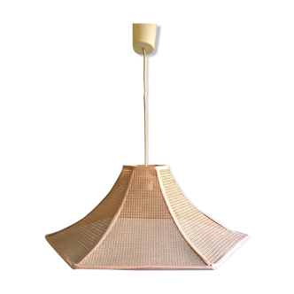 Hanging form flower or pagoda in natural fiber type raffia