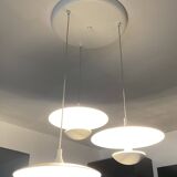 Suspension cascade design 3 white metal saucers