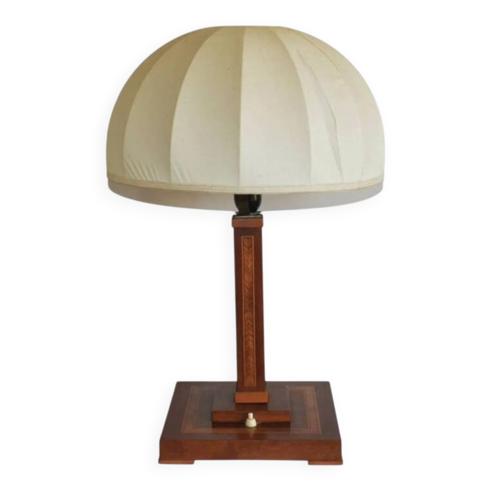 Lampe de table avec incrustations et abat-jour en soie