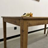 Pine farm table, spindle legs