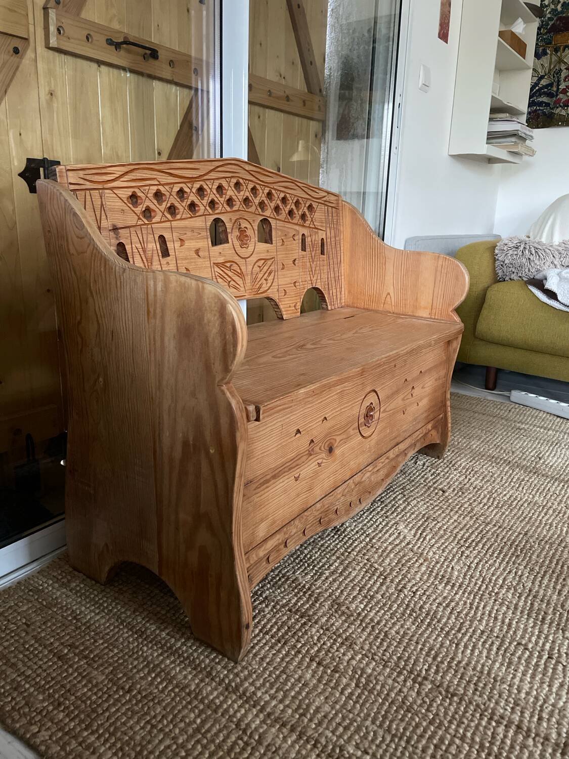 Storage bench