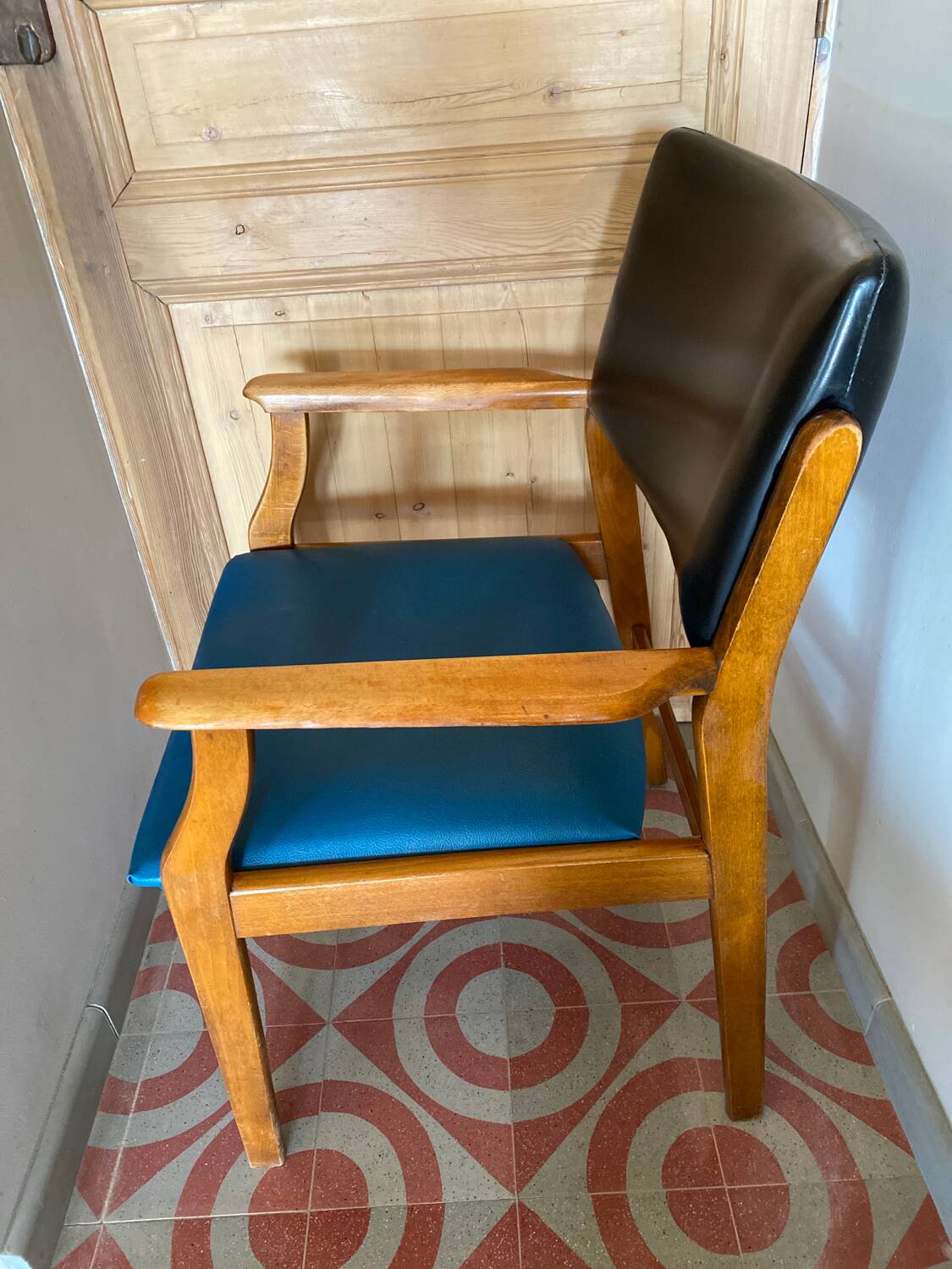 Vintage armchair 1950