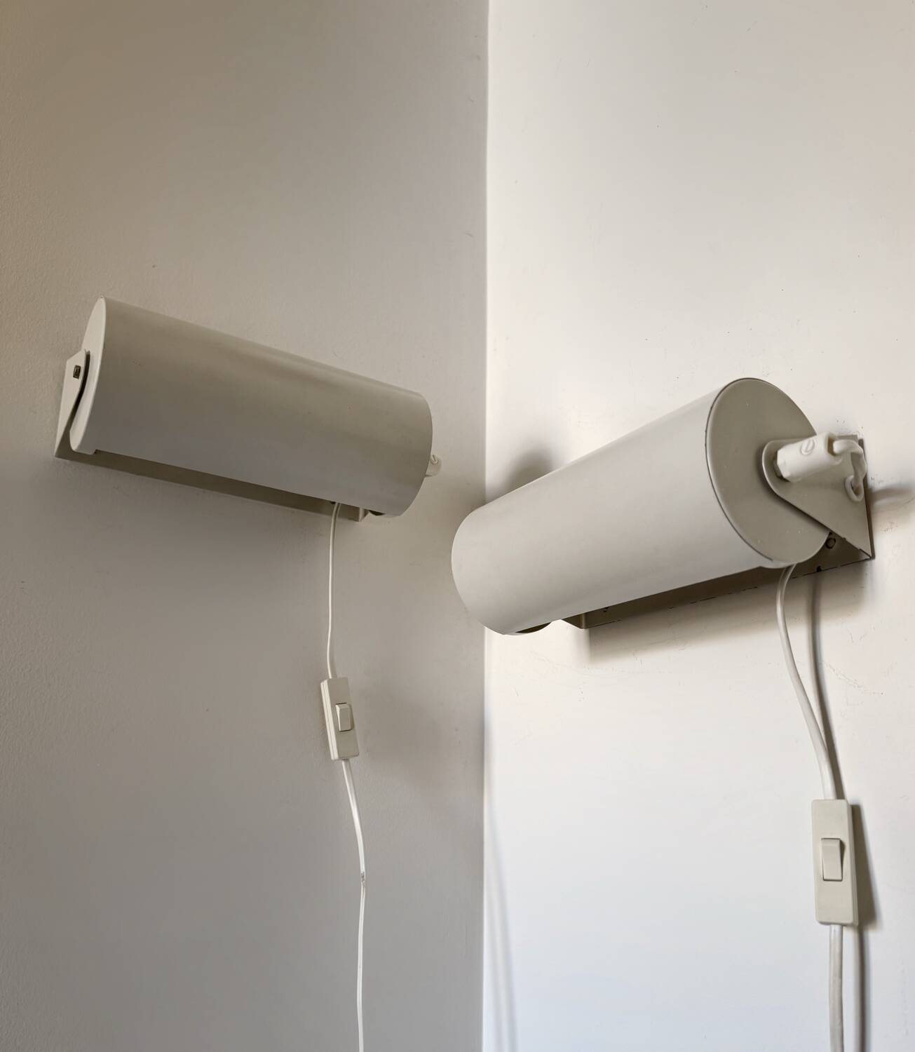 IKEA Lod V413 wall lights from the 1980s.