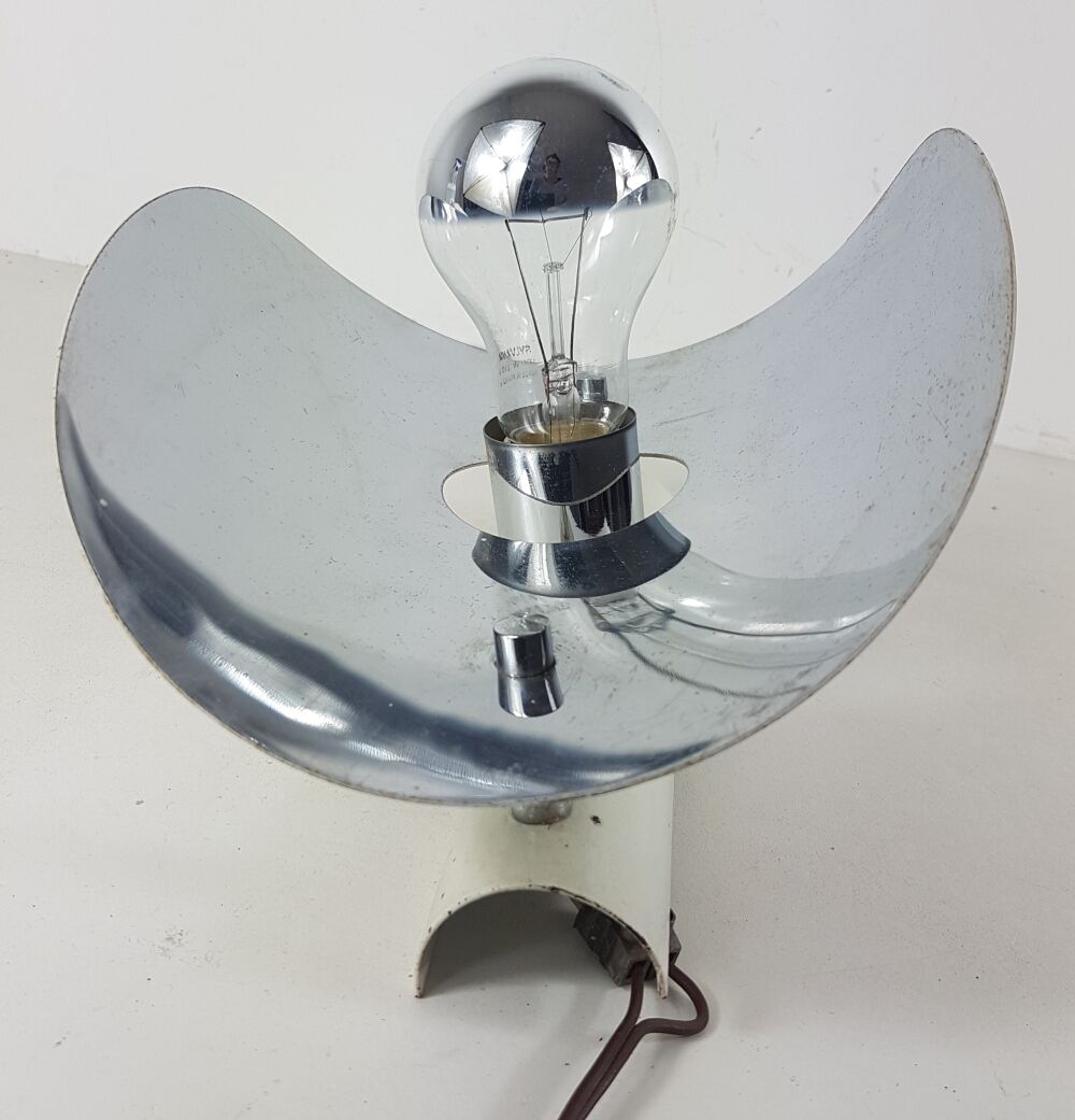 Vintage chrome metal wal light