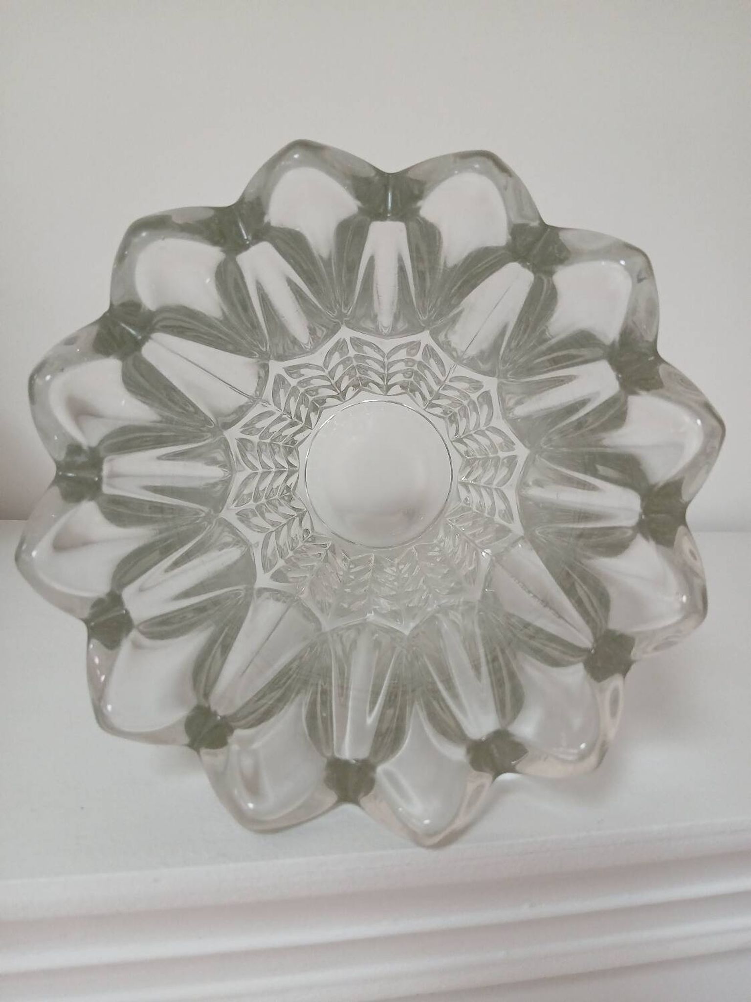 Vase en verre, motif "épis de blé"