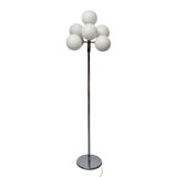 1970s floor lamp in chromed metal and opaline