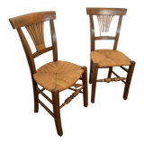 Pair of rustic mulched chairs