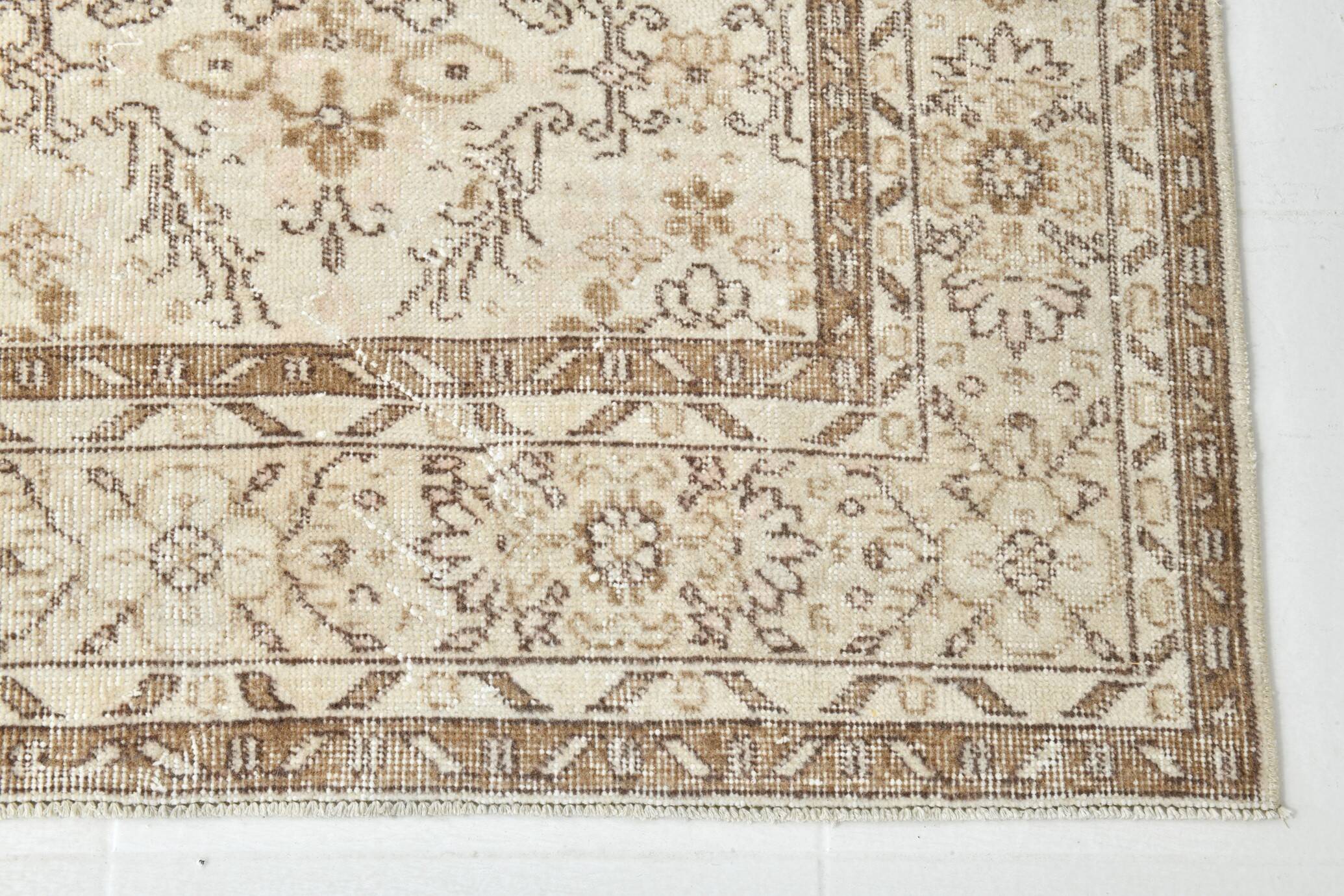 Vintage All-Over Floral Beige & Brown Turkish Rug, 212x317Cm