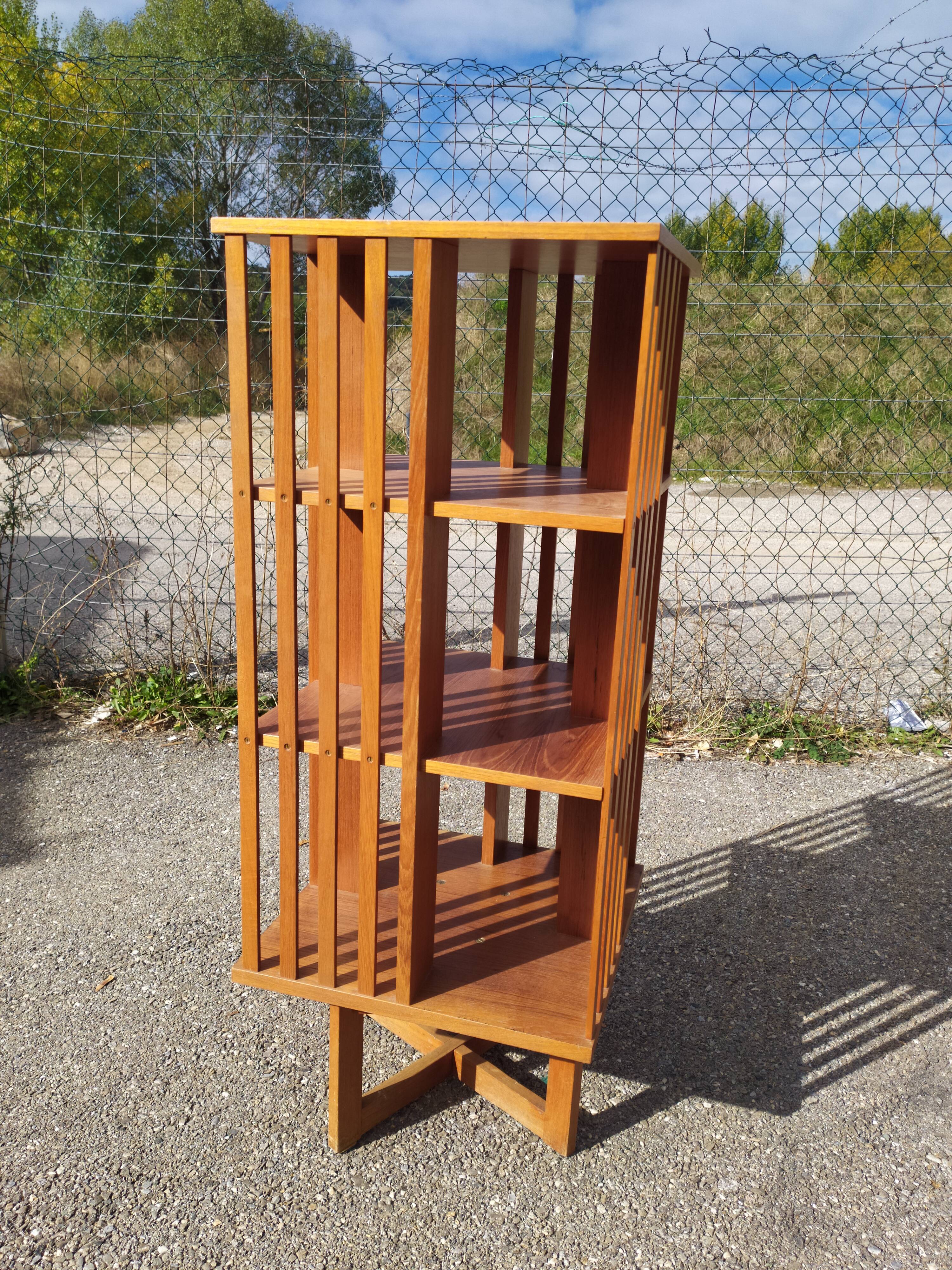Revolving column furniture - 60s/70s