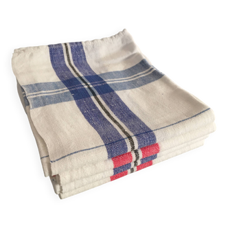 4 red and blue mixed tea towels