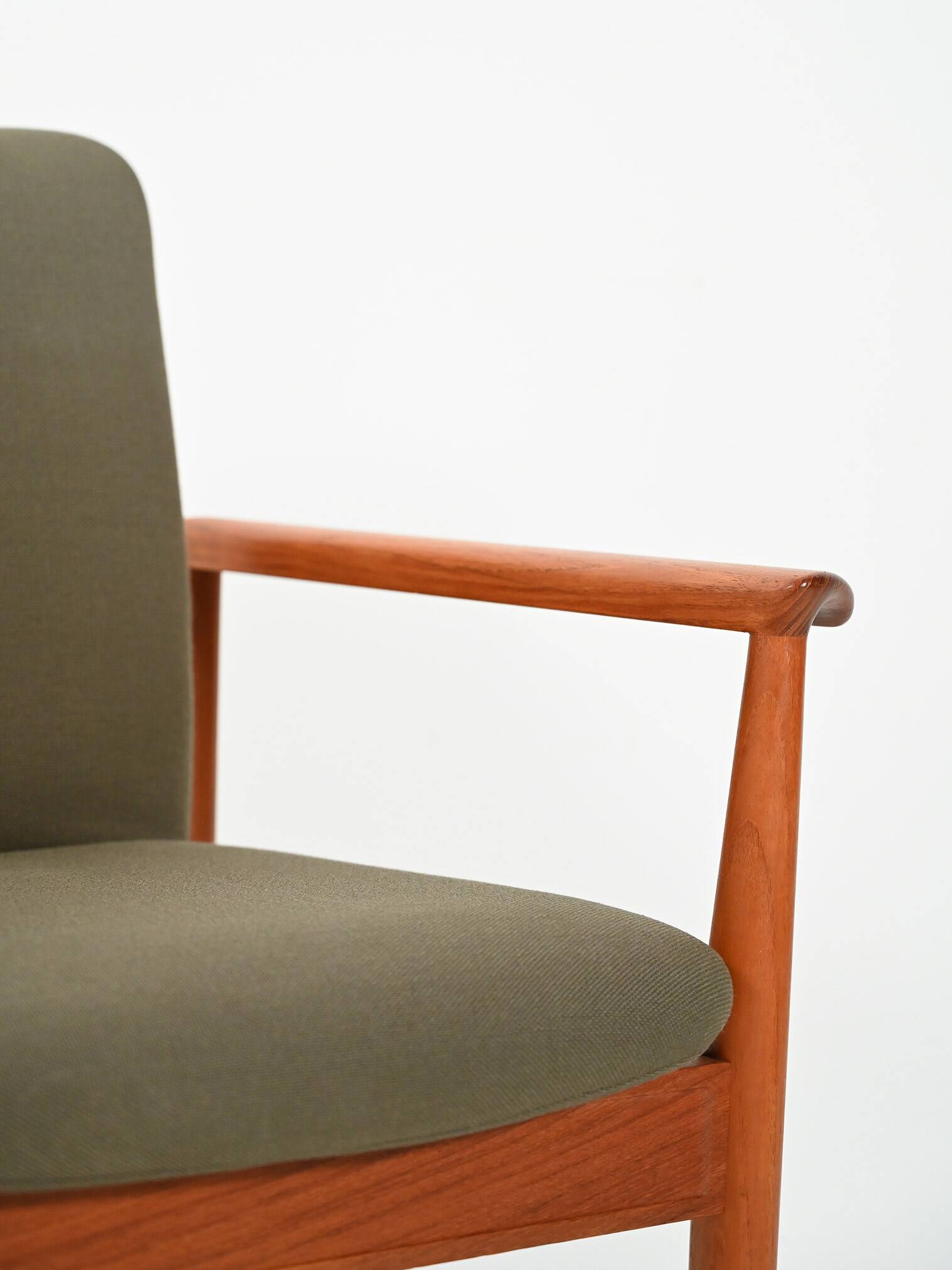 Finn Juhl "Diplomat" Armchair