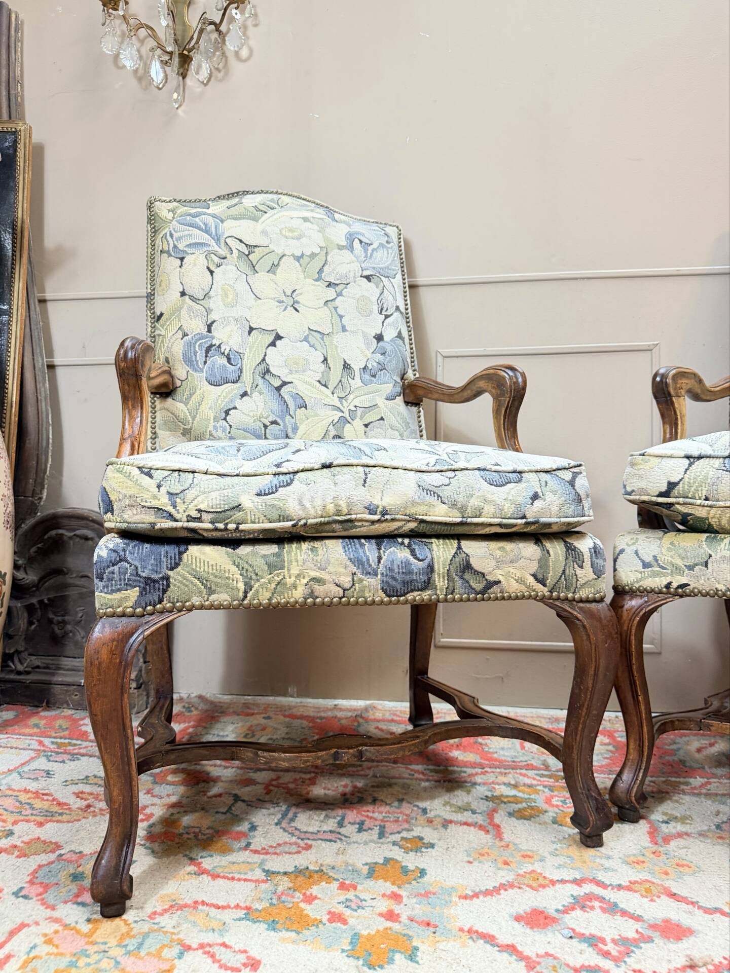 PAIR OF WALNUT ARMCHAIRS FROM THE LOUIS XV XVIII CENTURY
