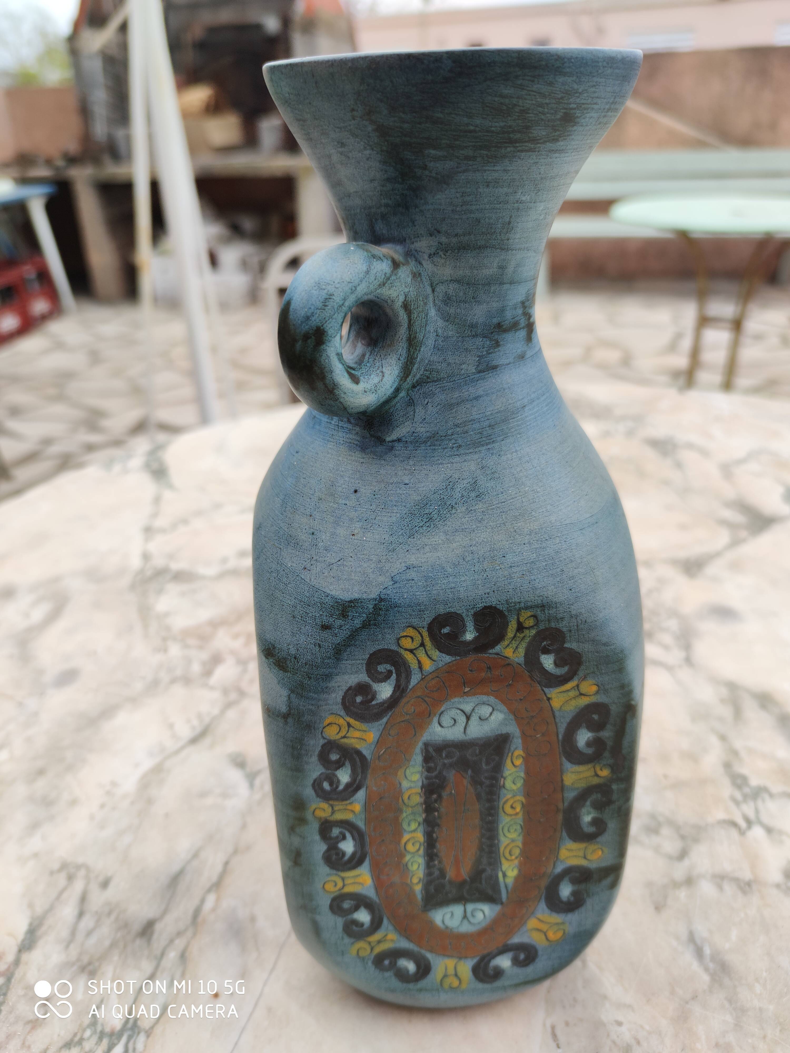 Ceramic vase by Jean de Lespinasse in 1954