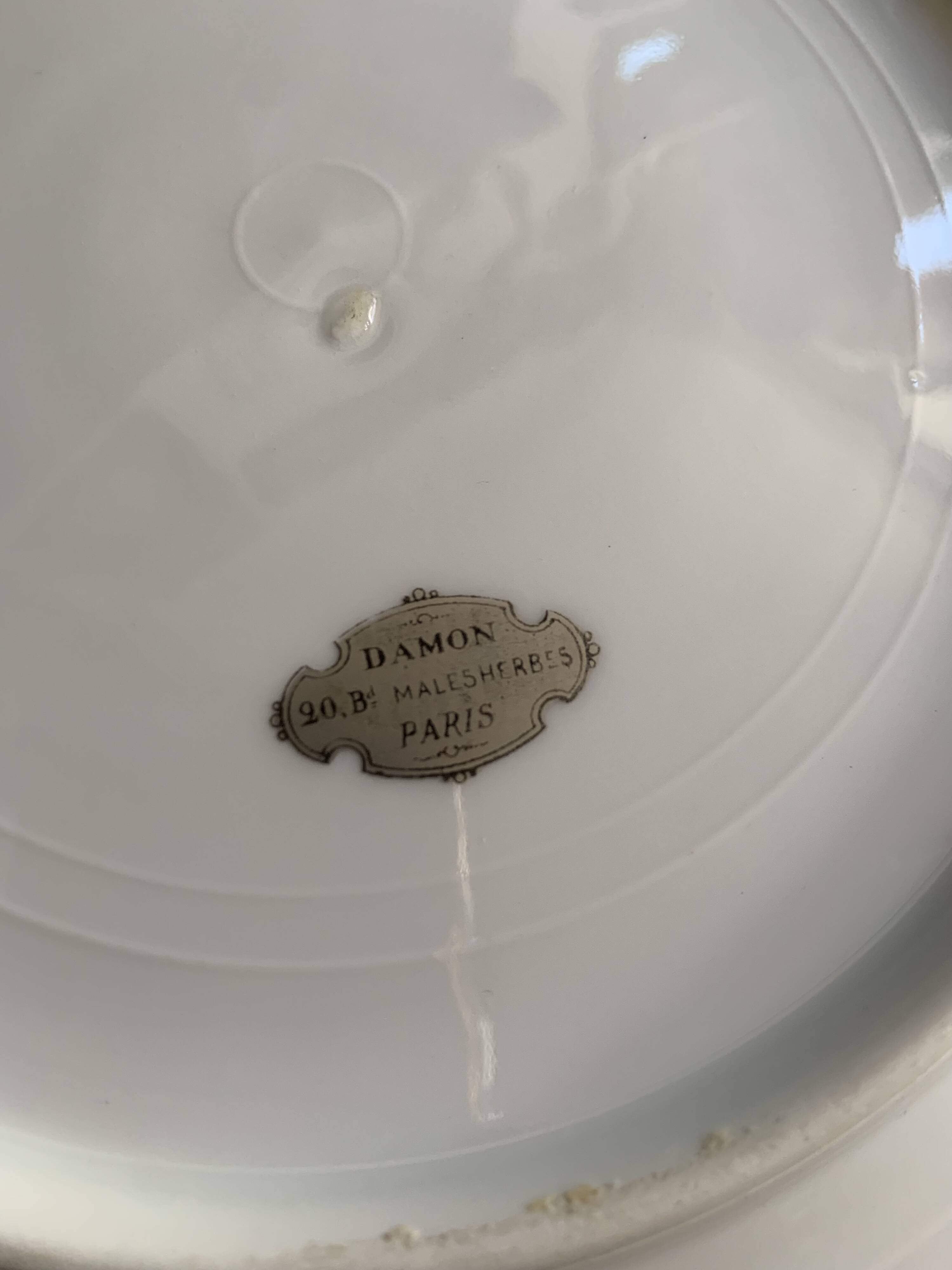 6 Paris porcelain plates, "A la Reine" model, 1890, Damon