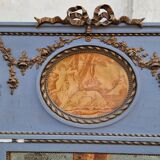 Overmantel mirror in its own juice
