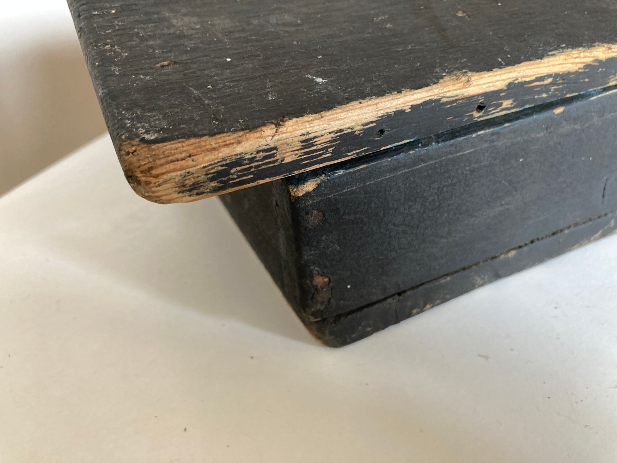 19th farm storage box in washed wooden popular arts