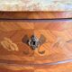 Commode galbée en marqueterie de style Louis XV, signée Marquant