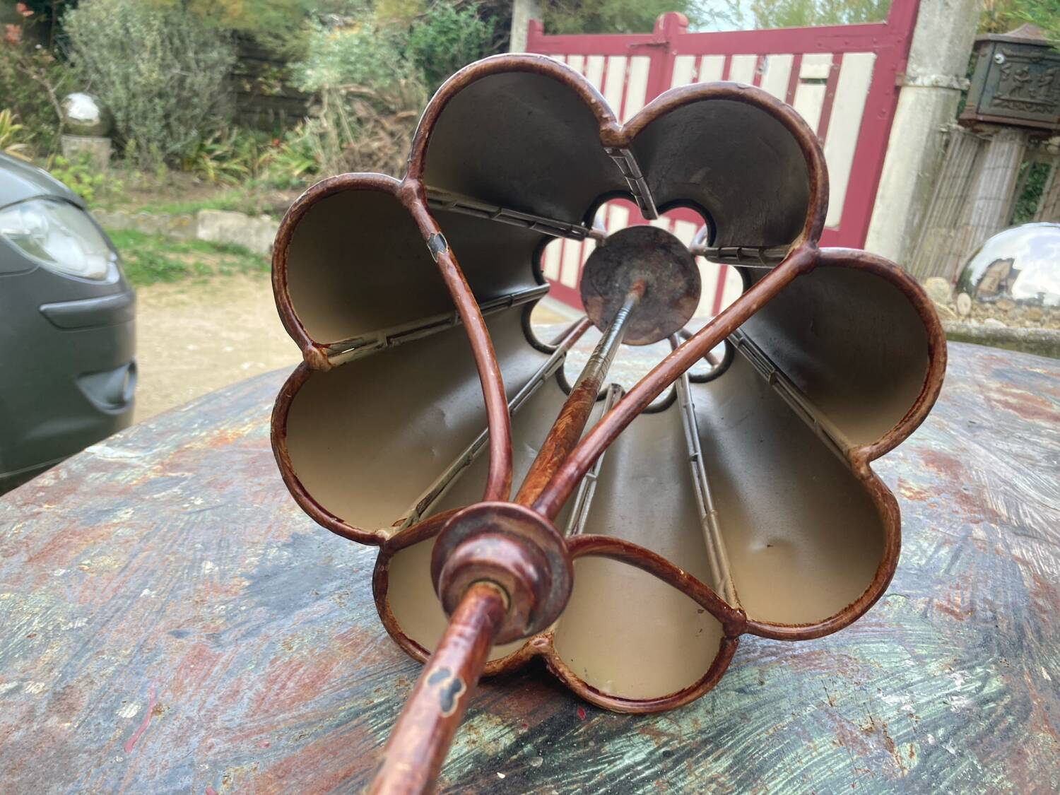 Porte parapluie, tôle