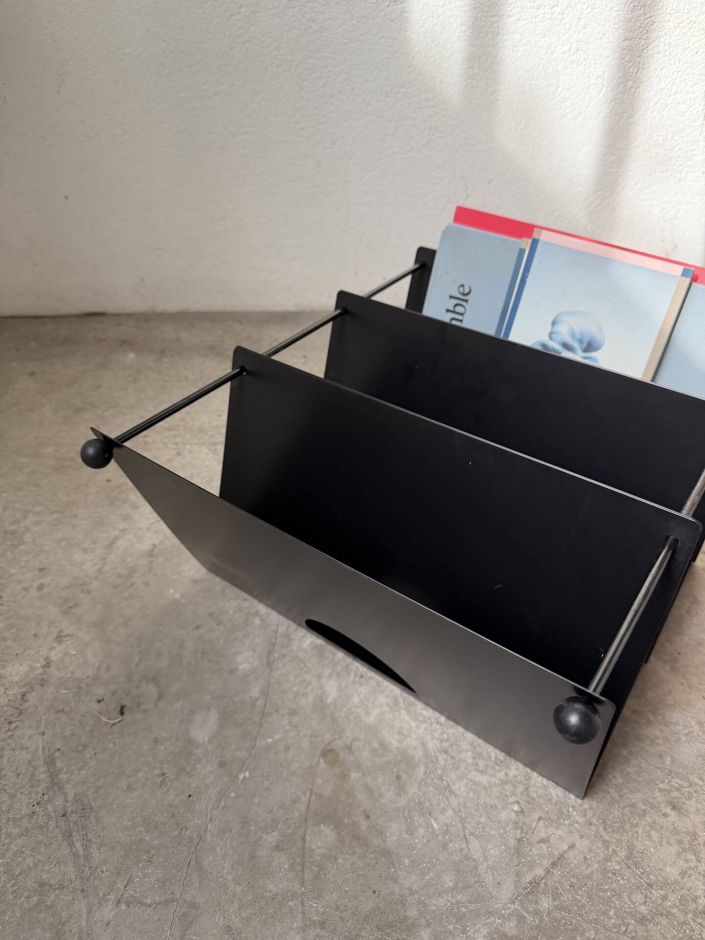 Modular magazine rack Memphis 1980