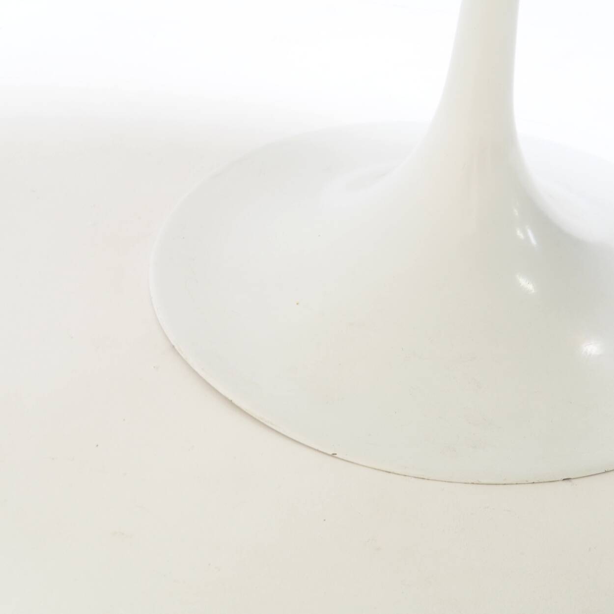 Rare Pedestal Dining Table by Raymond Loewy for Doubinski Frères, DF2000 se