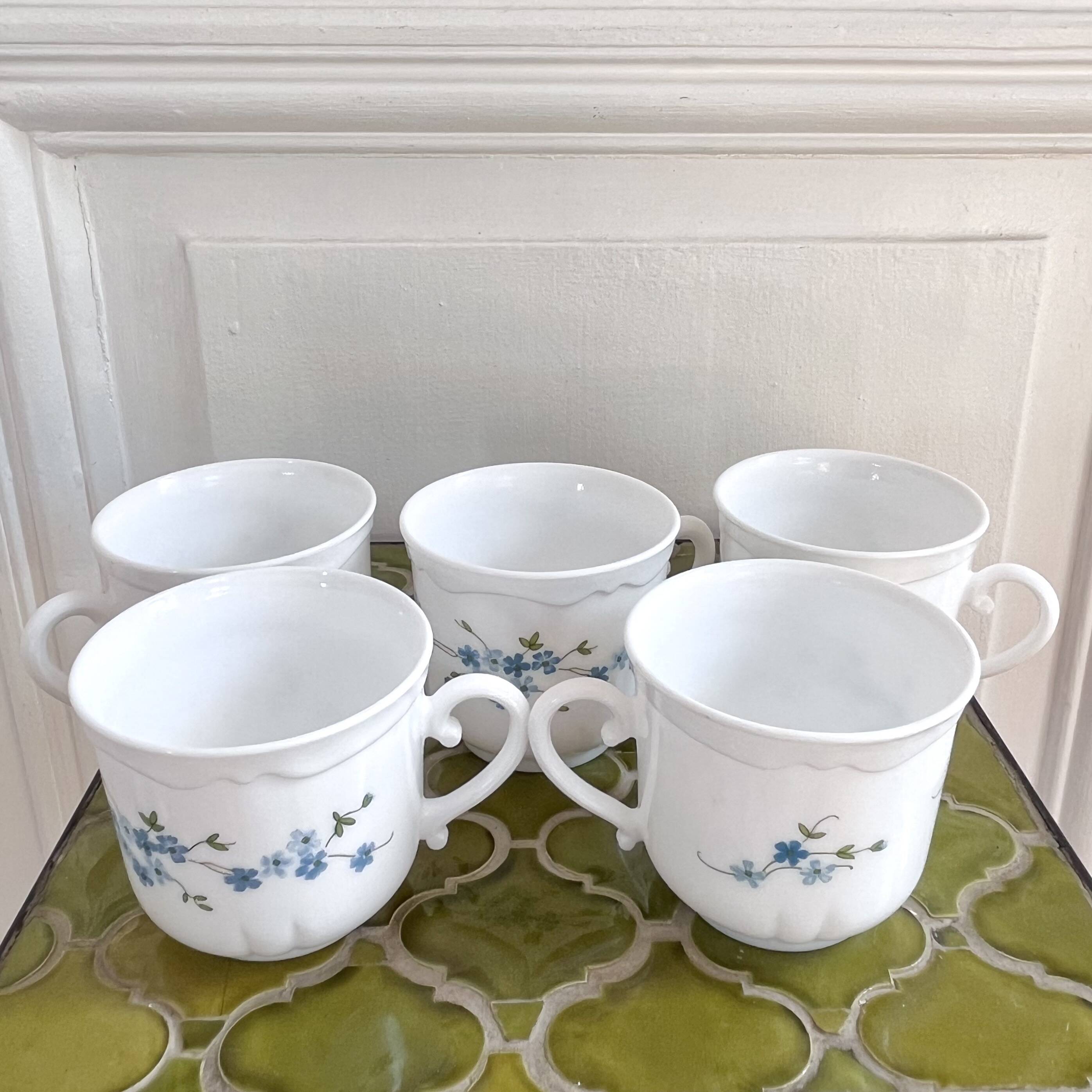 Lot 5 large vintage Arcopal myosotis Veronica tea and coffee cups