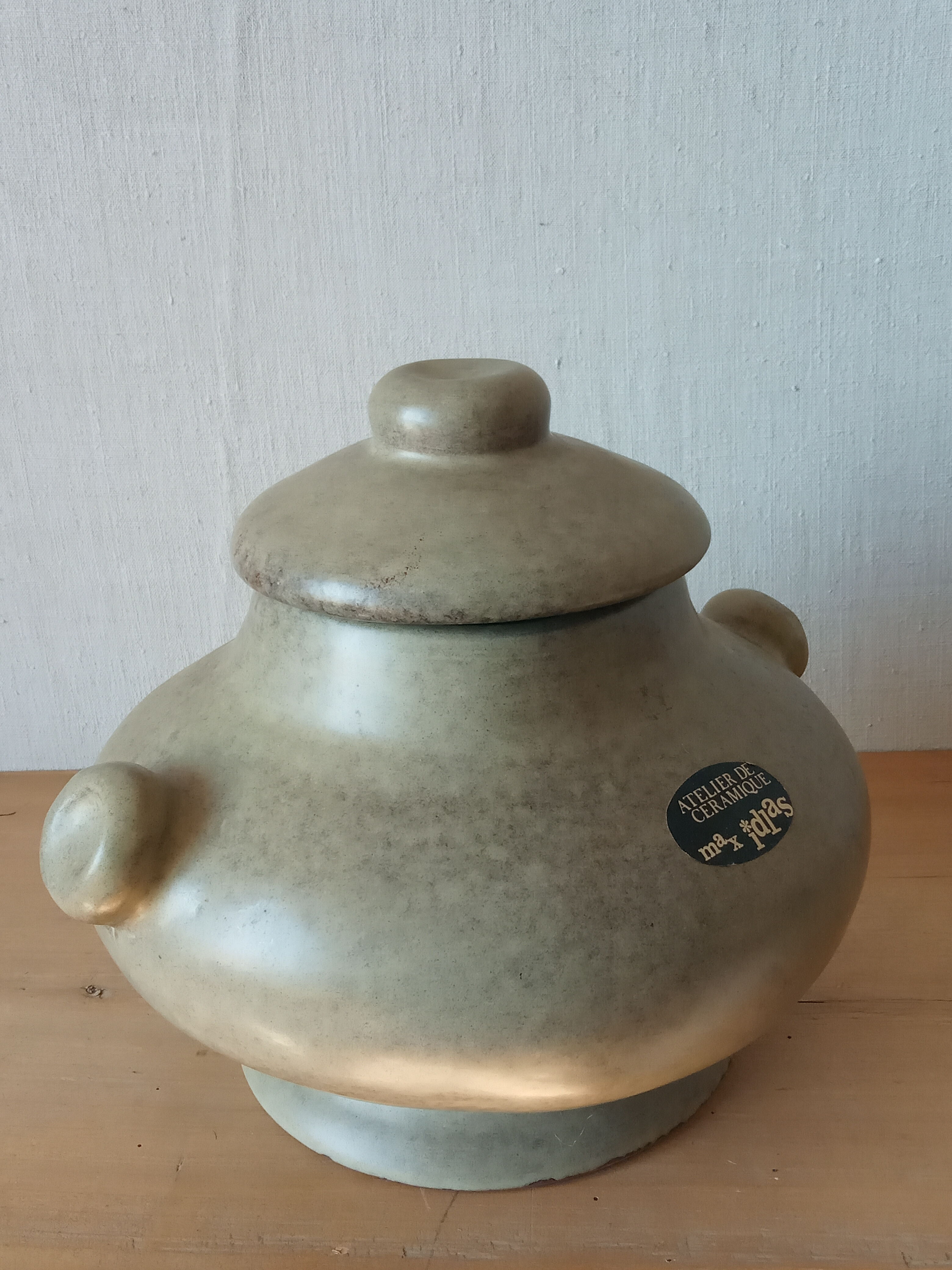 Max Idlas ceramic soup kitchen