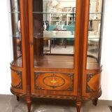 Showcase Louis XVI style, twentieth realization, signed cabinetmaking JP Ehalt of very good quality.