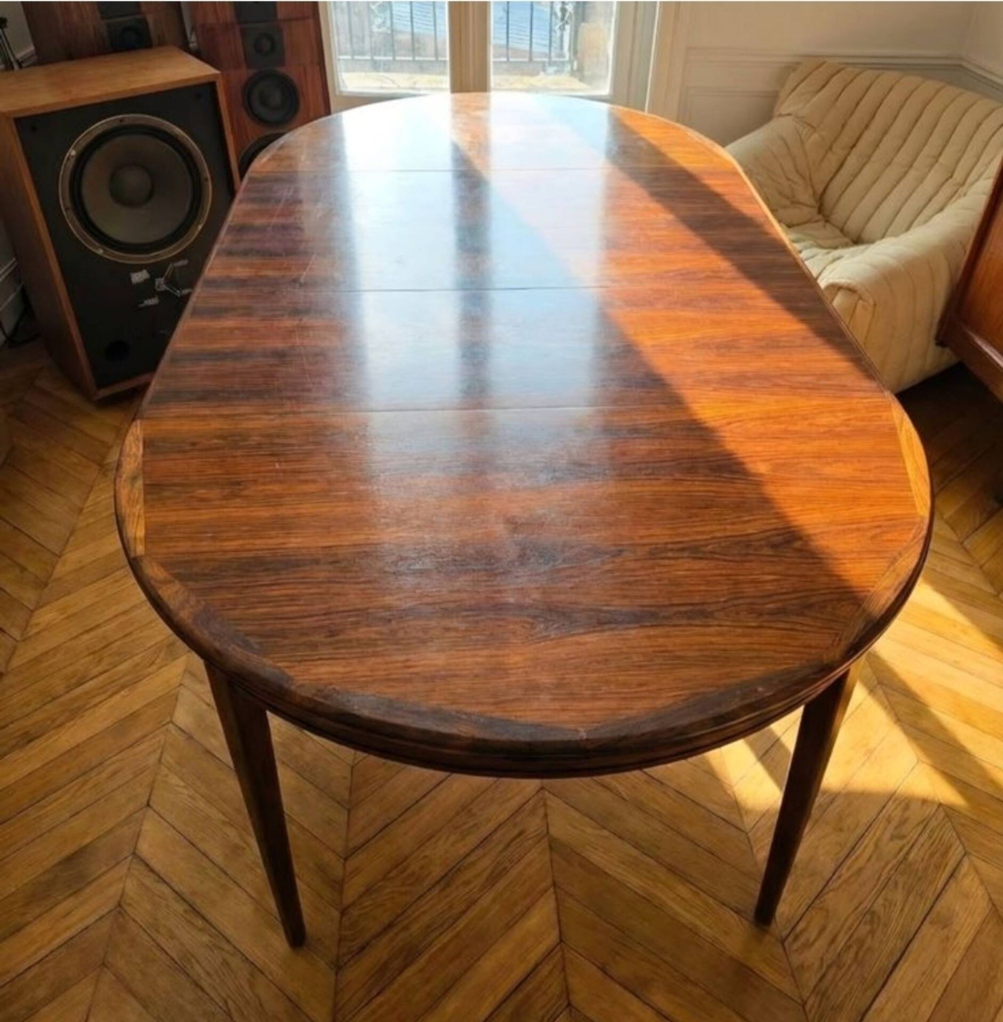 Table ronde par VV Møbler Spottrup extensible en bois de rose