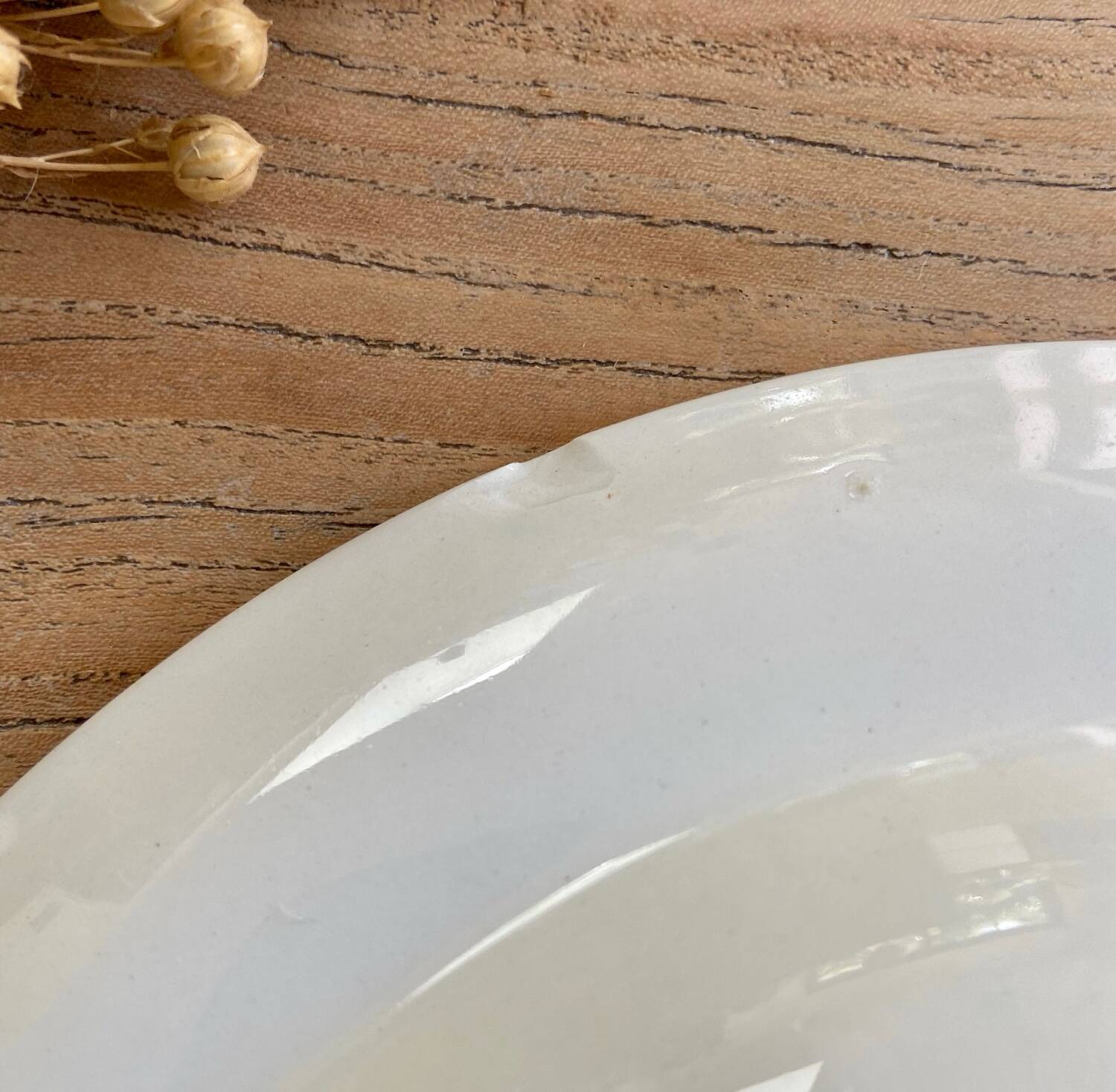 4 Boch La Louvière Belgium soup plates