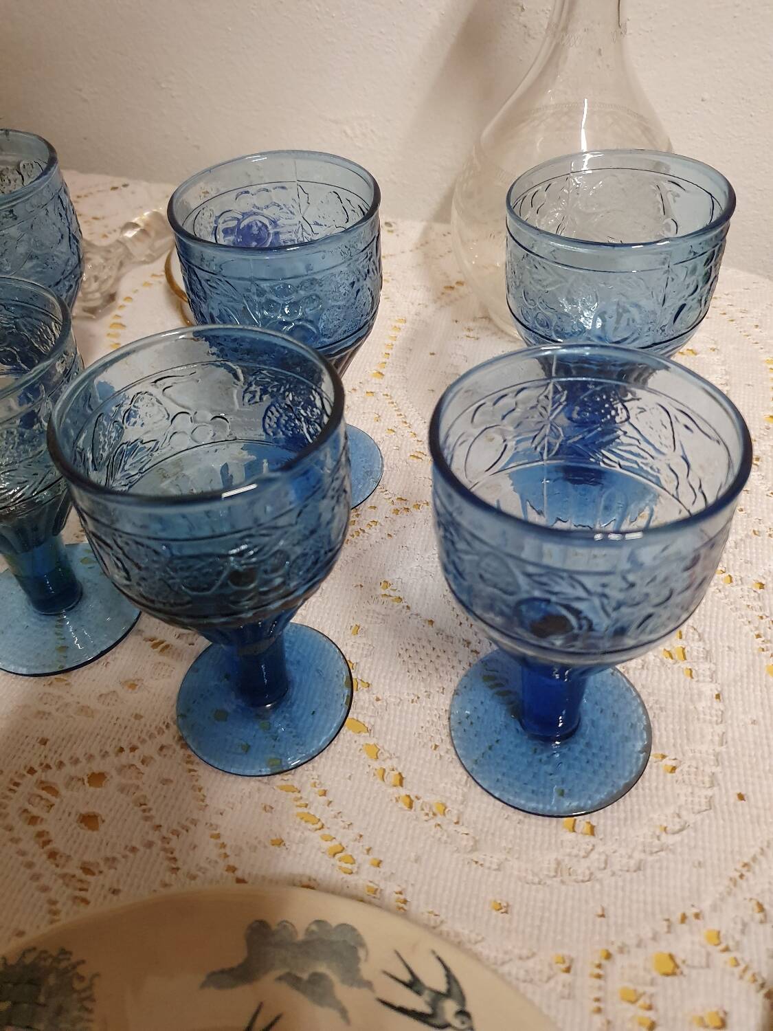 6 seventies/eighties stemmed glasses with fruity decoration