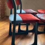 Set of 4 self-chairs with sled base