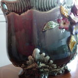 Cache pot en barbotine art nouveau