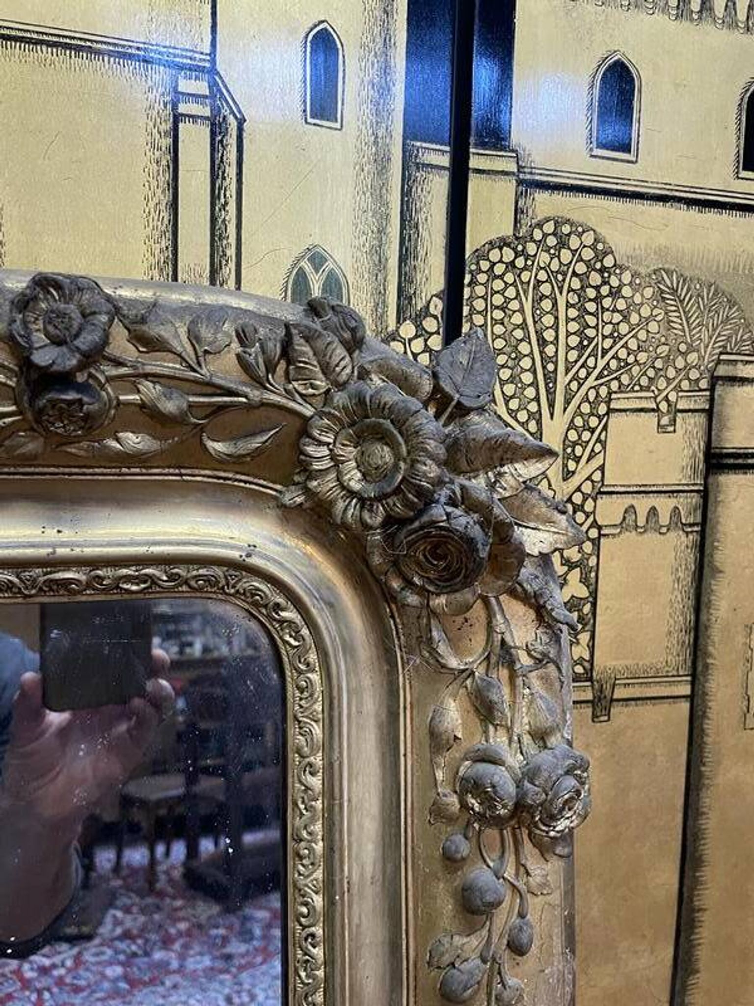 Miroir de style Napoléon III en bois doré