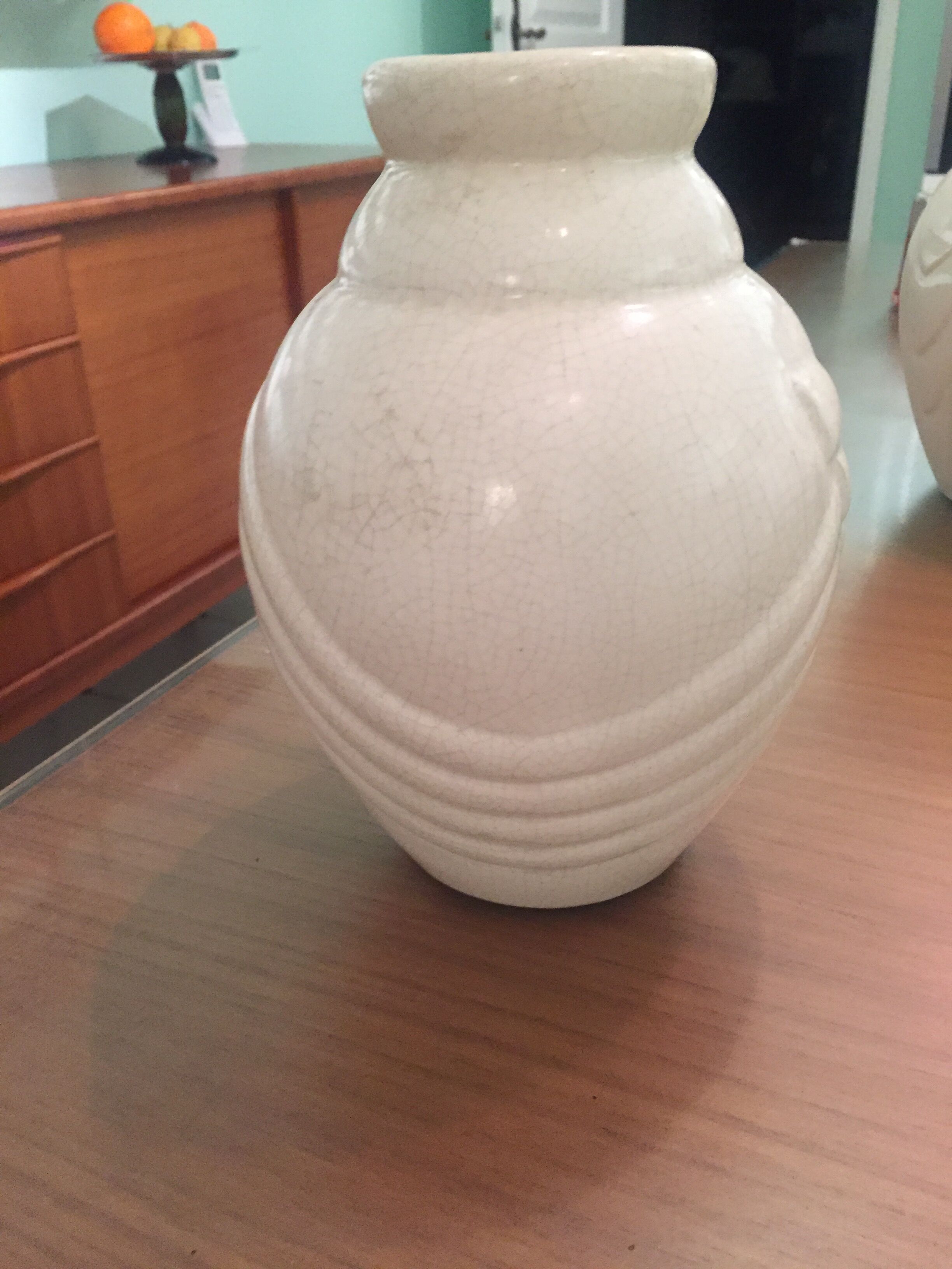 Art deco vase
