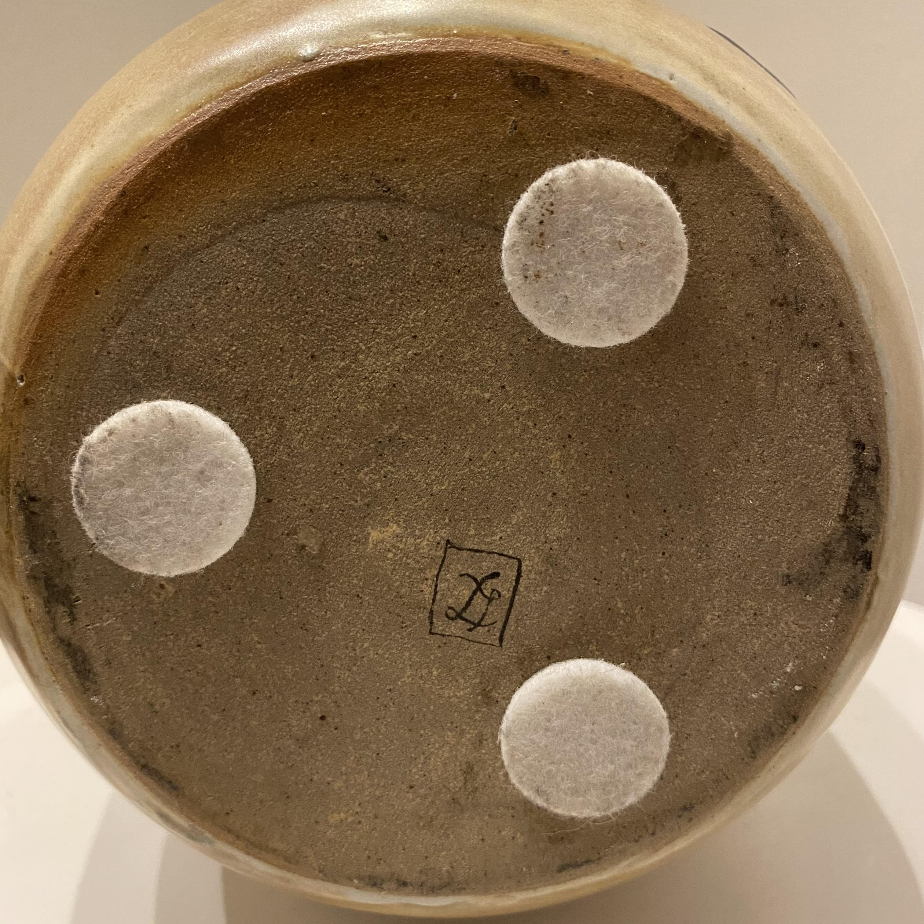 Ceramic vase ofvres 1930