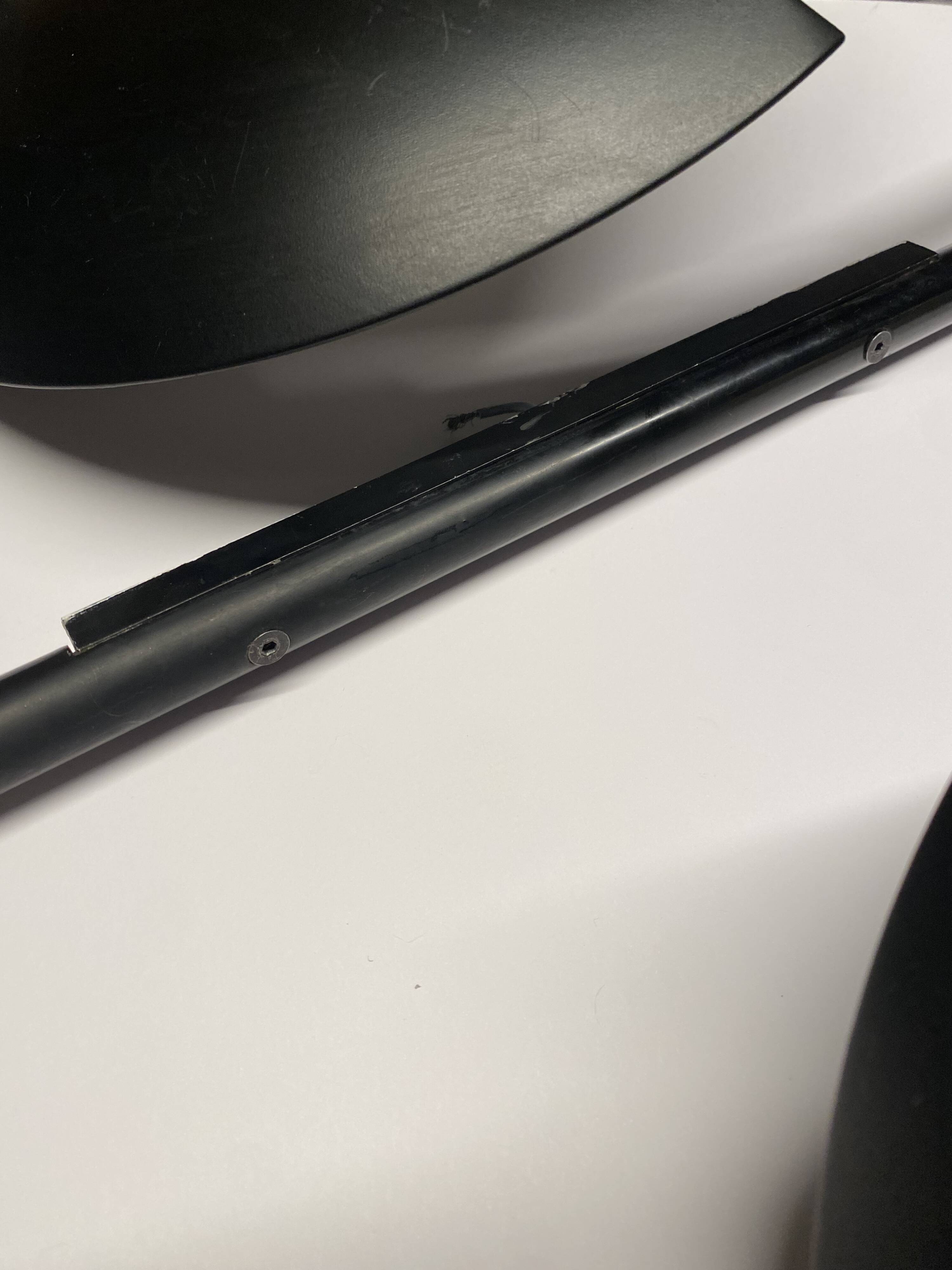 Postmodern applique Dune by Pascal Bauer and Philippe Daney, Tebong, 1986.