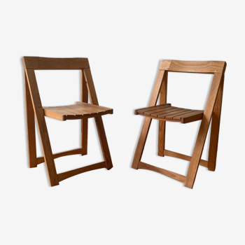 Pair of pine folding chairs, italy 1960s