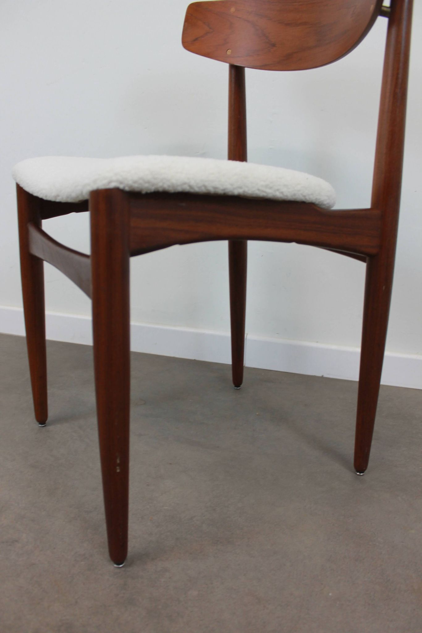 Set de 4 chaises scandinaves