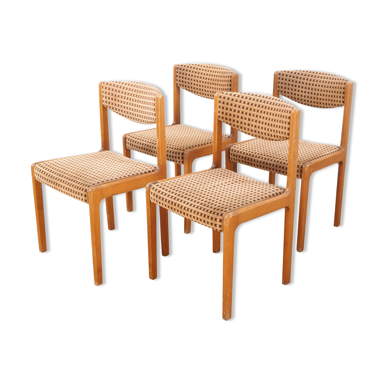 Series of 4 80s chairs