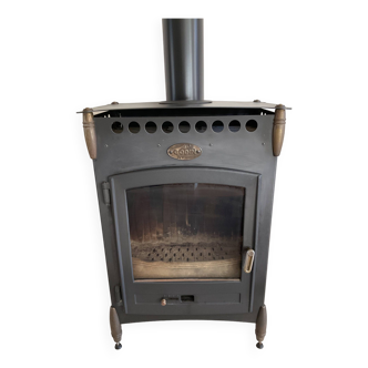 Wood stove