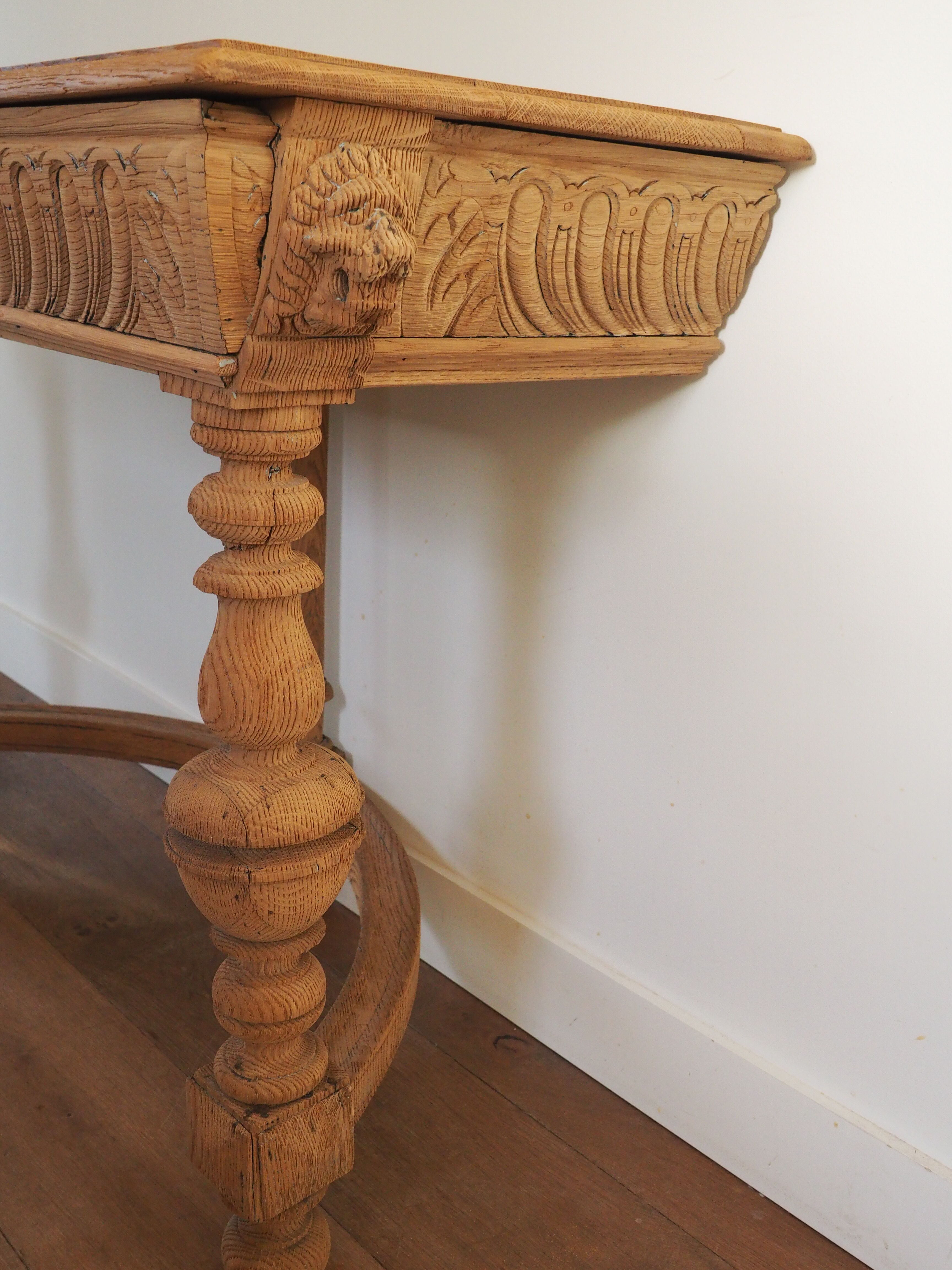 Oak console