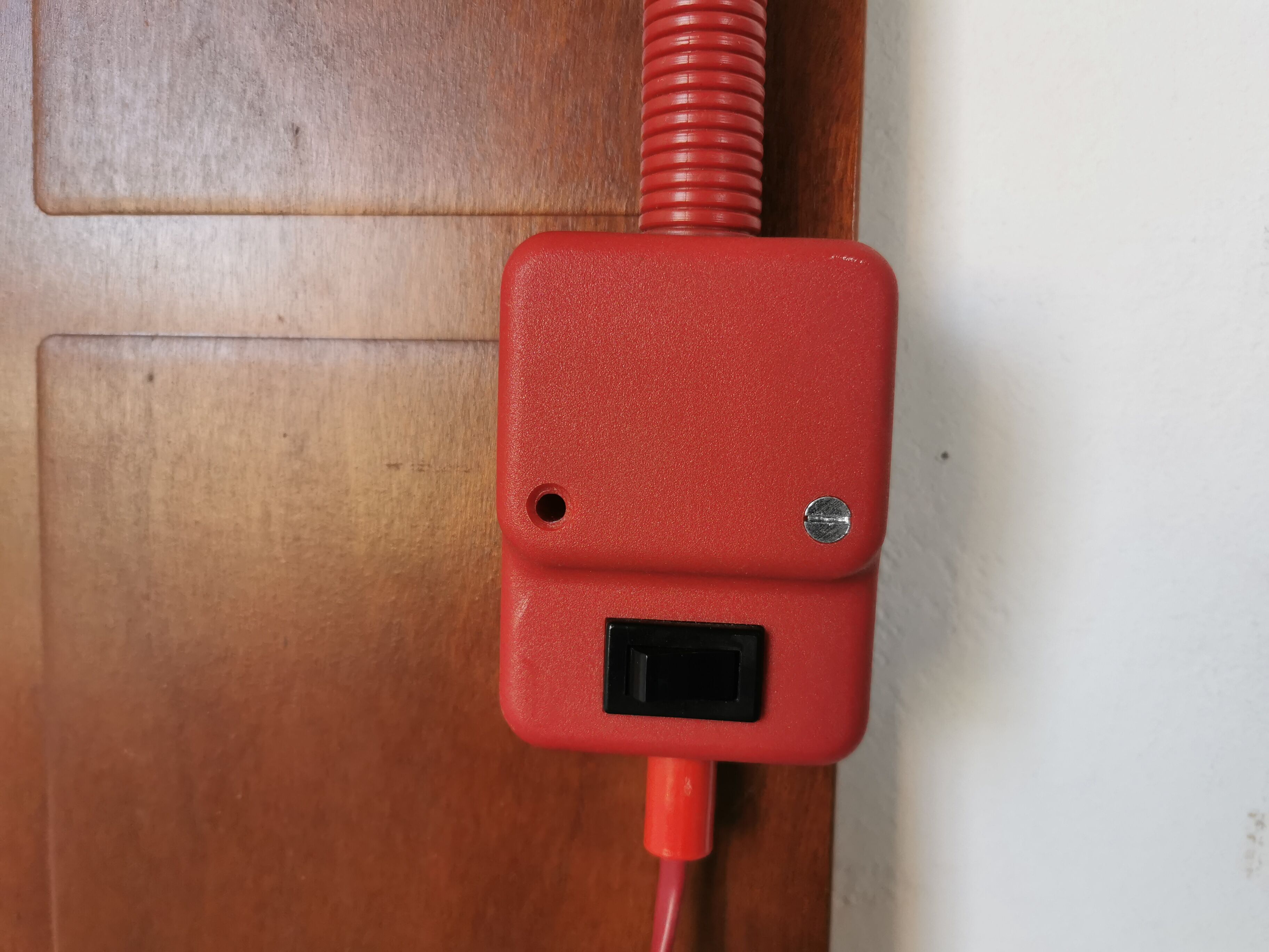 Pair of cobra sconces 1980