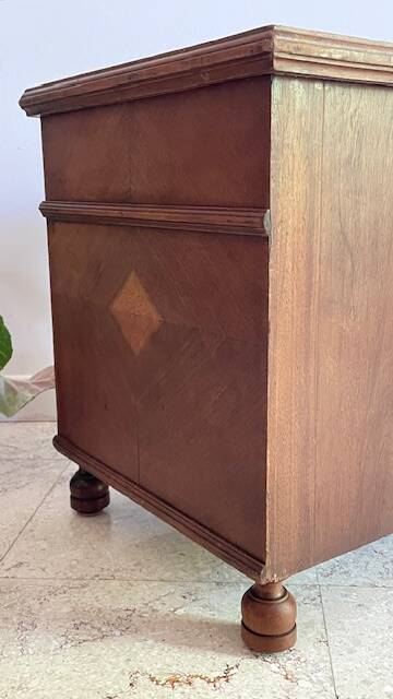 Table de chevet ancienne en bois et marbre