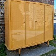 Wardrobe wardrobe and vintage shelves 50s, mirrors