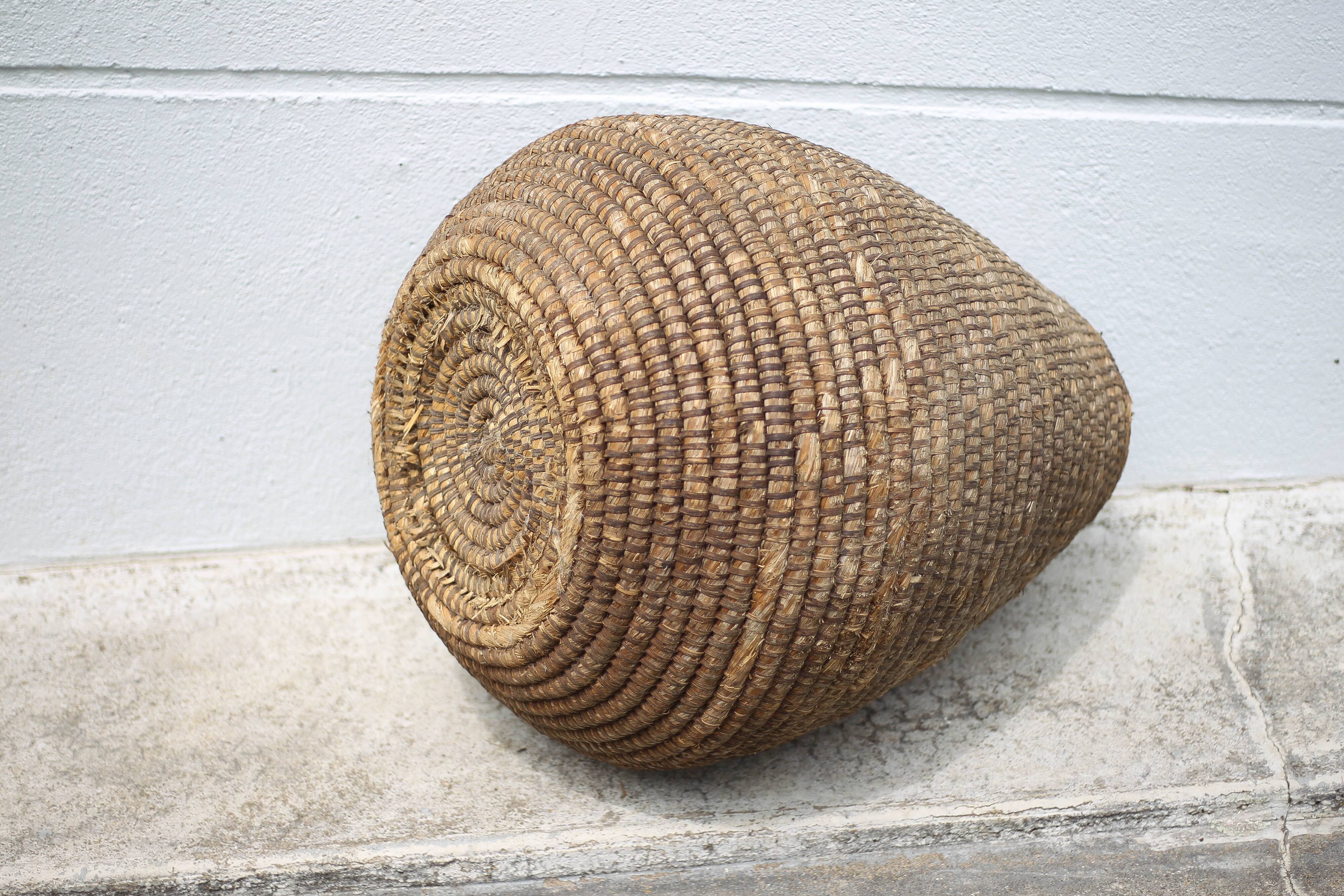 Large old basket with lid, burgundy straw and bramble, woven basket