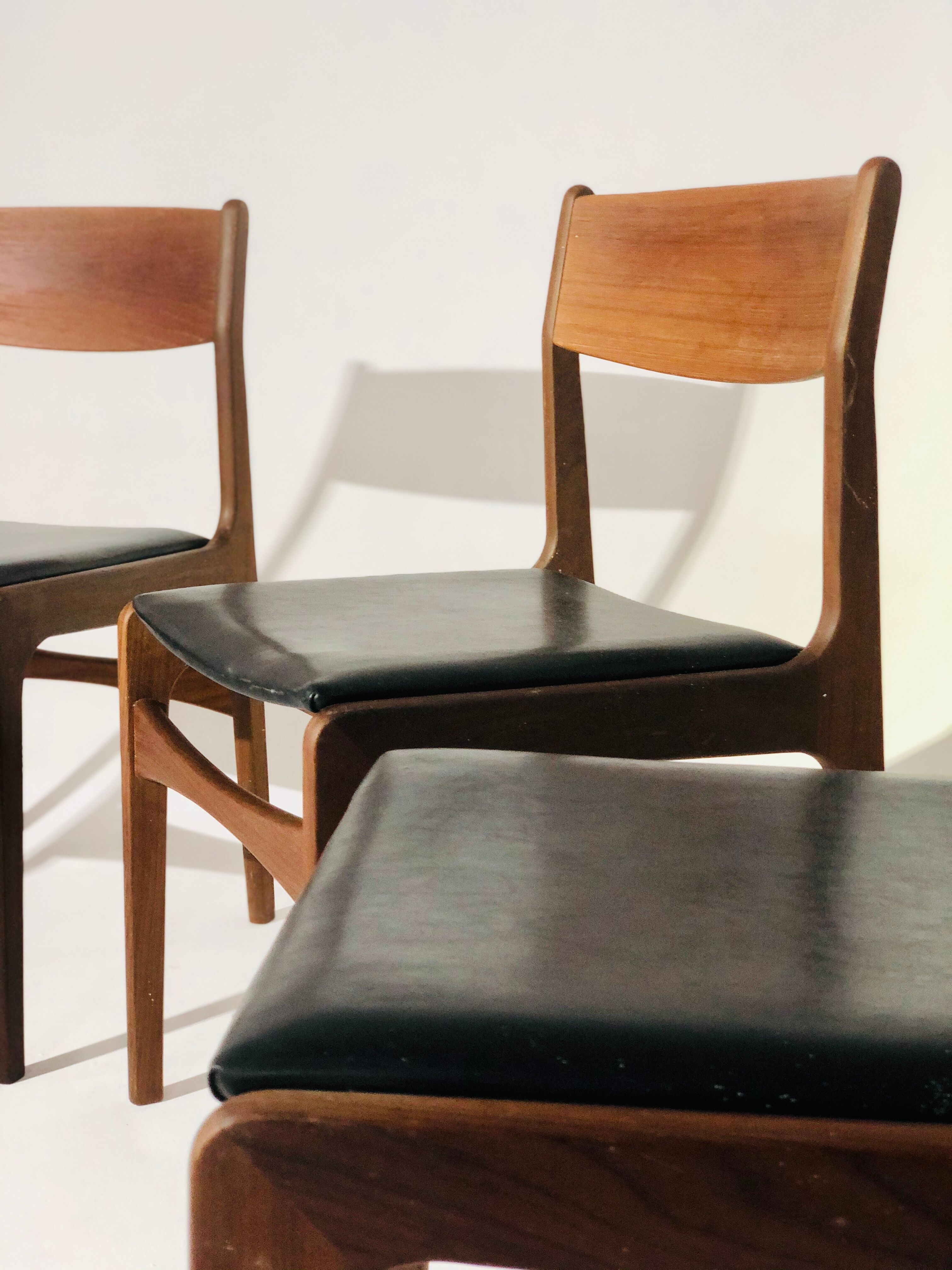 Suite of 3 vintage Scandinavian chairs