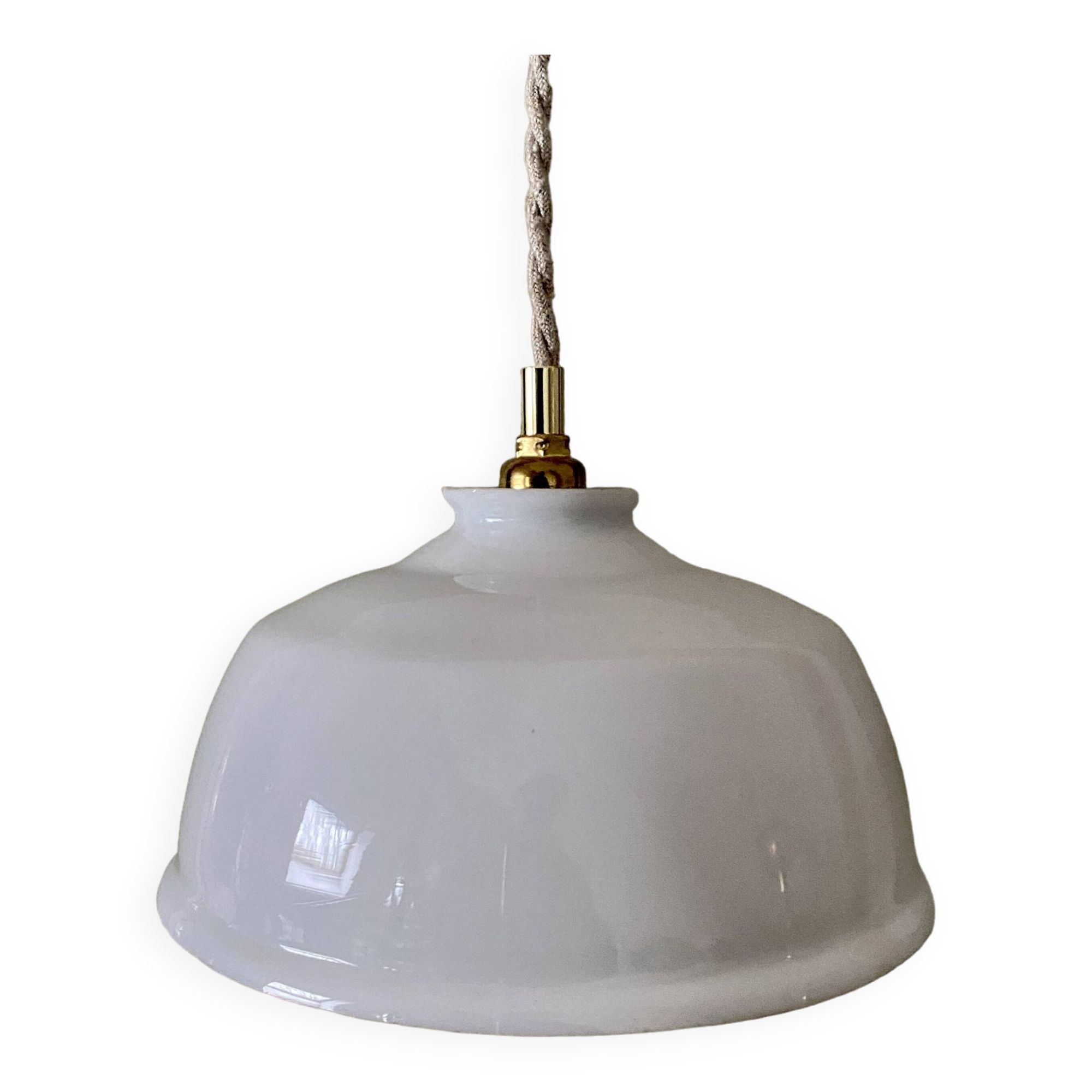 Vintage lampshade pendant light in white opaline