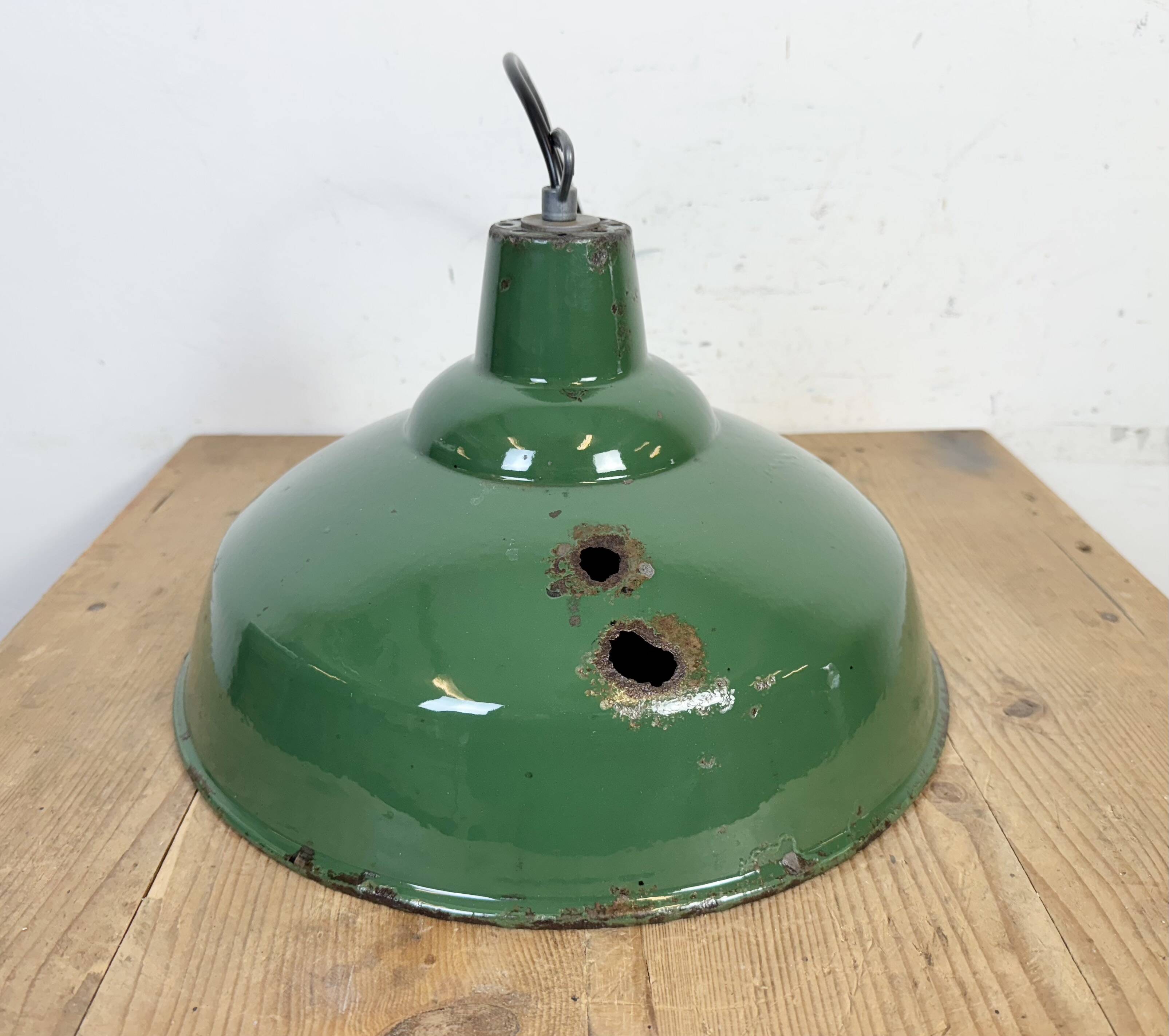 Industrial British Green Enamel Factory Pendant Lamp, 1960s