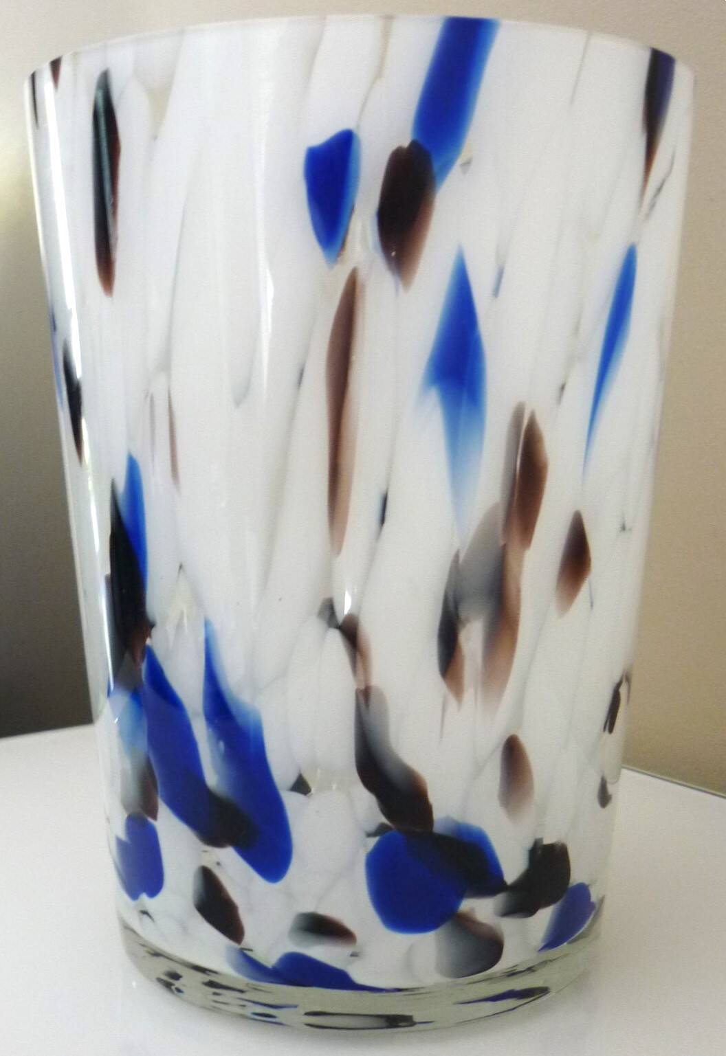 Large blown glass vase, speckled, thick, 70s/80s Murano design