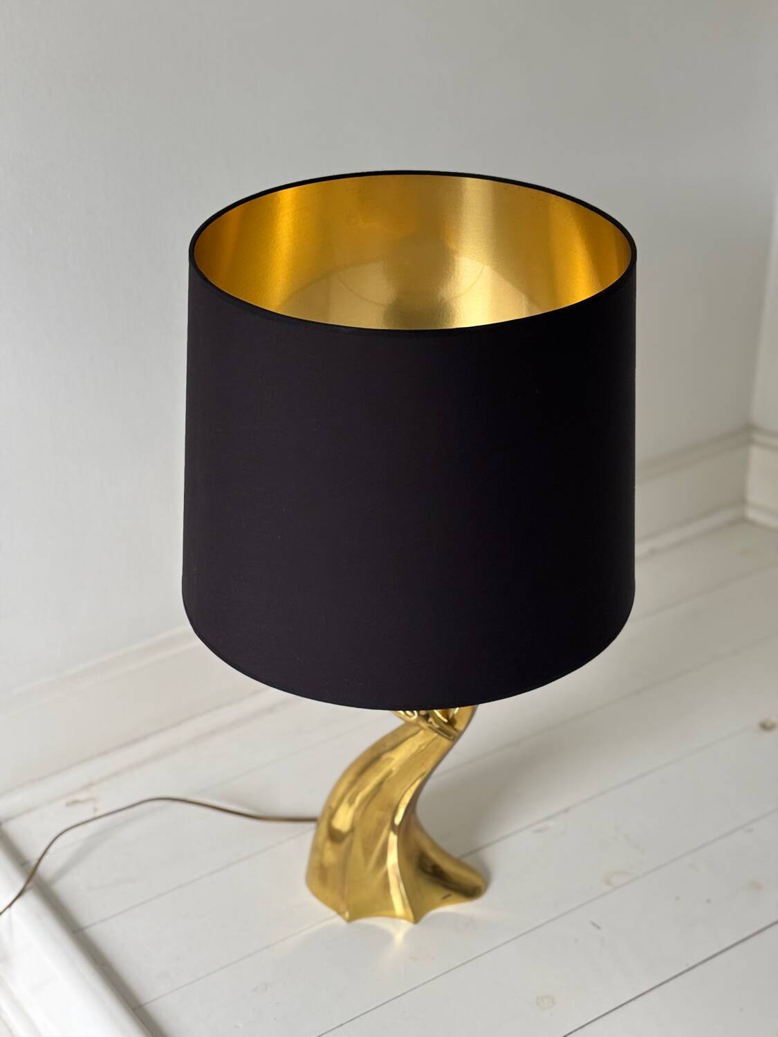 Brass lamp in the shape of a swan – Regina, Italy, 1970s